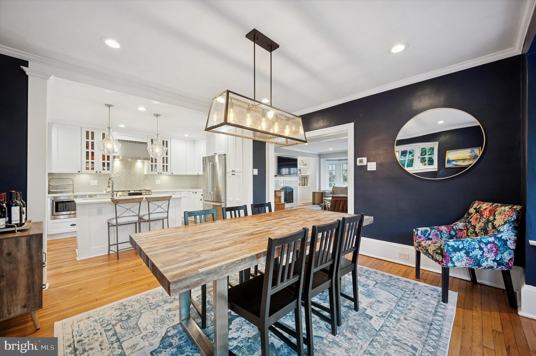 EAST FALLS - Residential