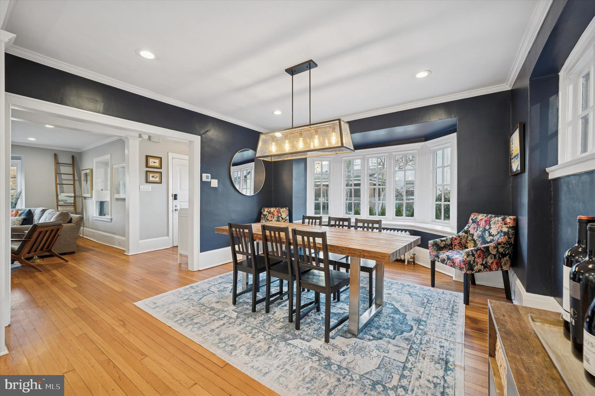 EAST FALLS - Residential