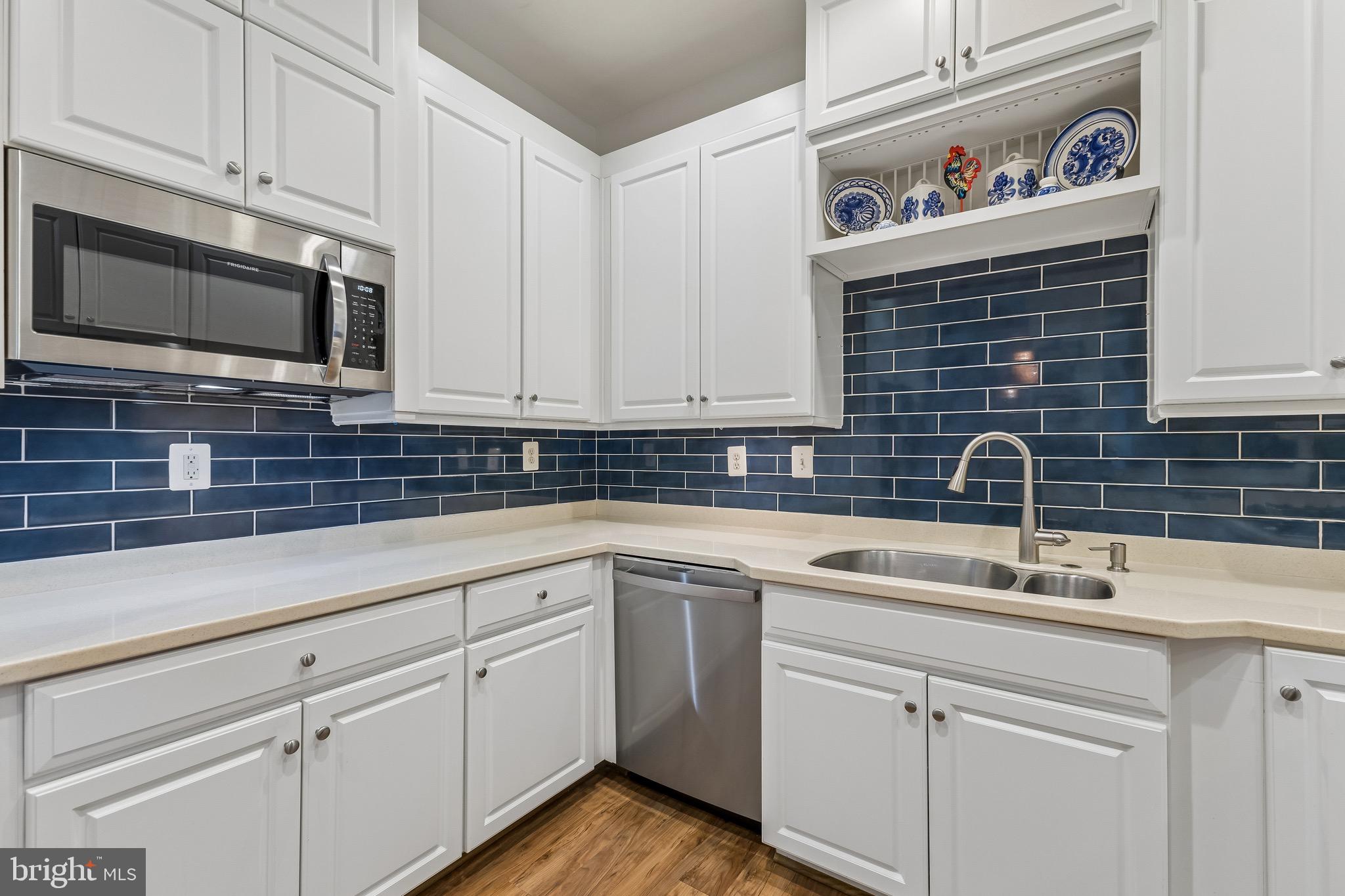 RIVER CLUB 1 AT BELMONT - Residential