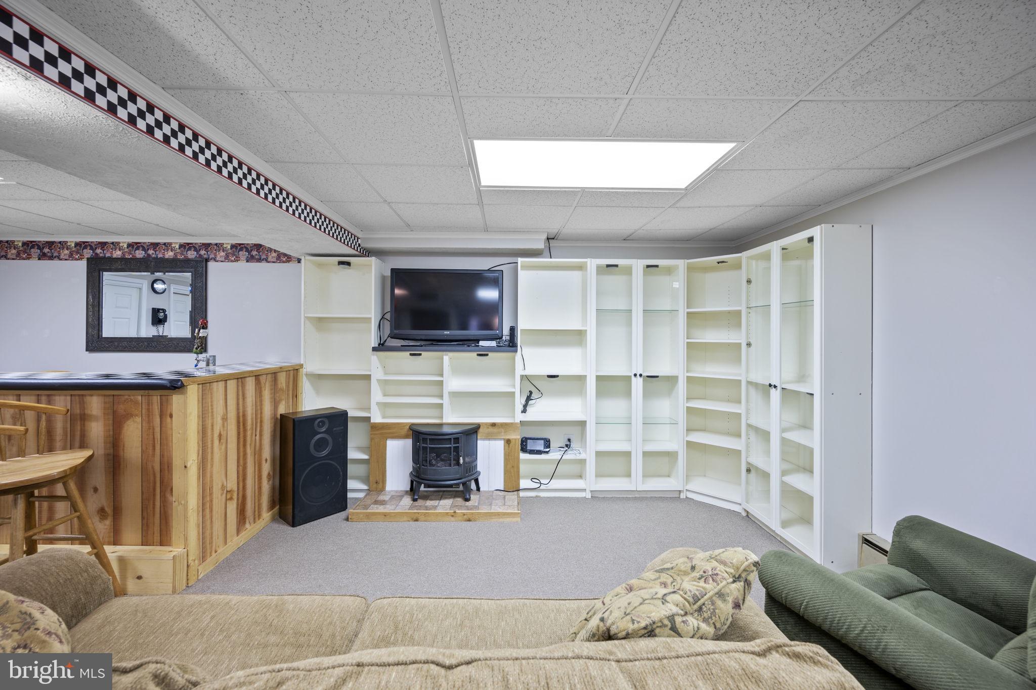 WESTMINSTER ELECTION DISTRICT - Residential