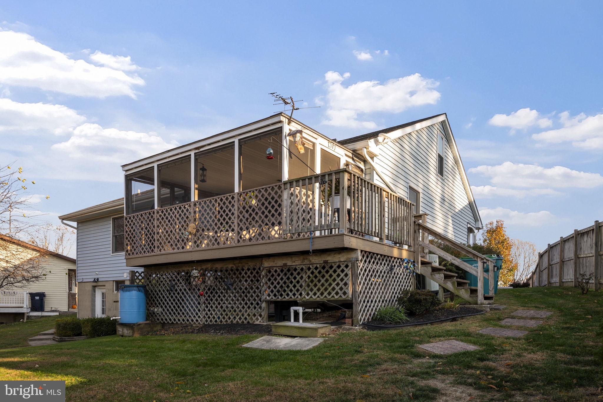 WESTMINSTER ELECTION DISTRICT - Residential