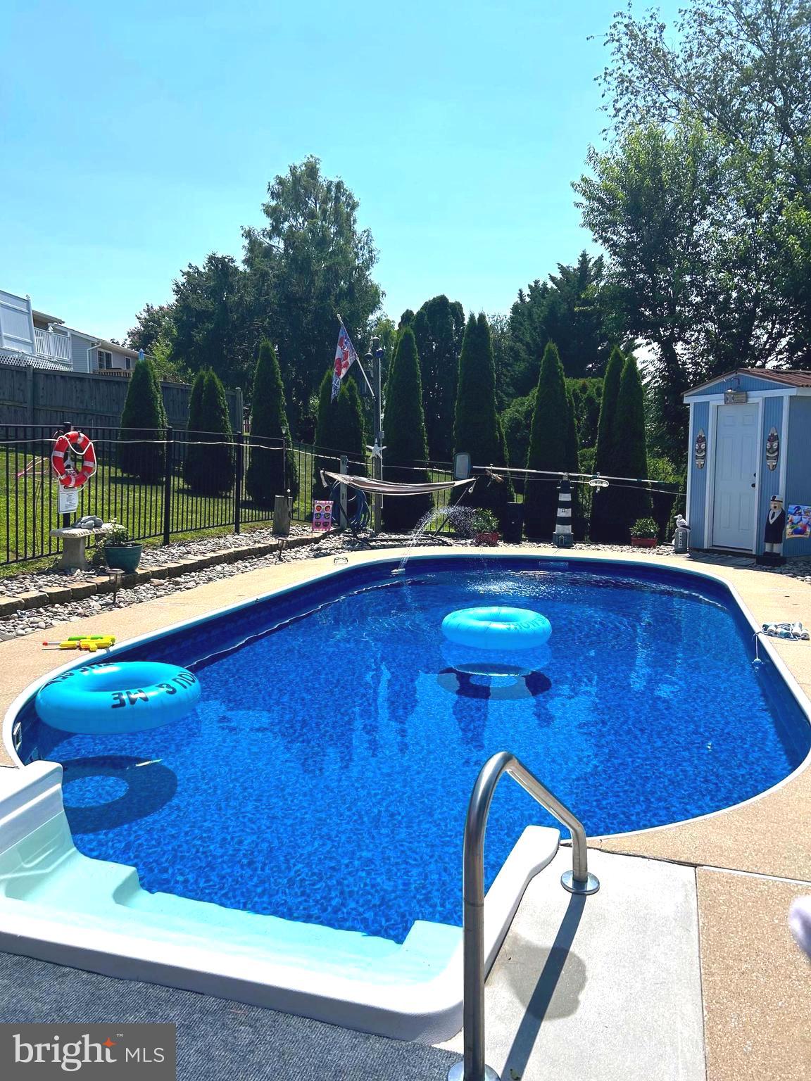 WESTMINSTER ELECTION DISTRICT - Residential