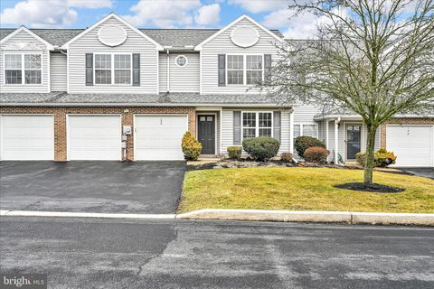 130 PEREGRINE LANE HUMMELSTOWN PA 17036