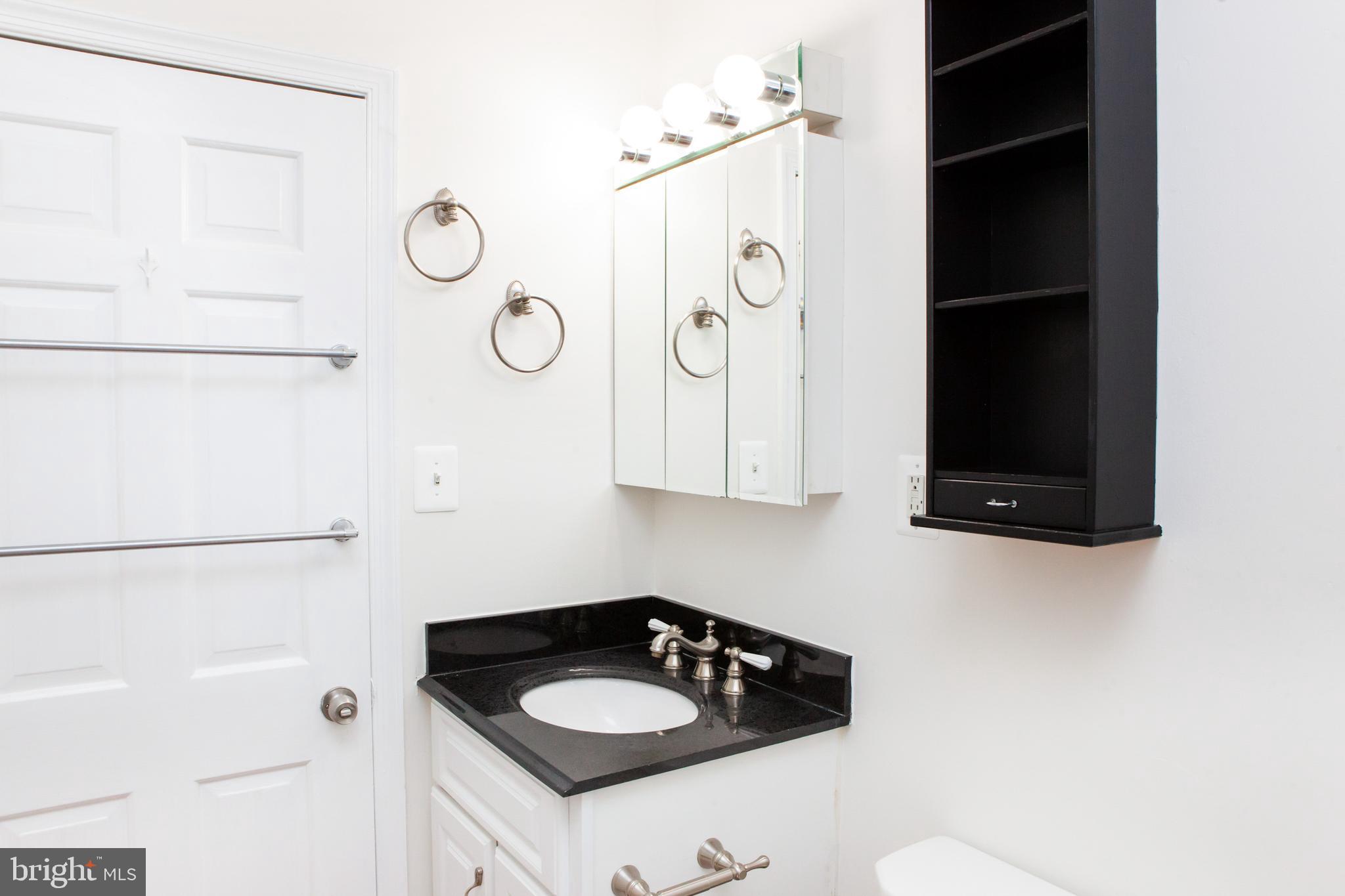 OLD TOWN ALEXANDRIA - Residential Lease