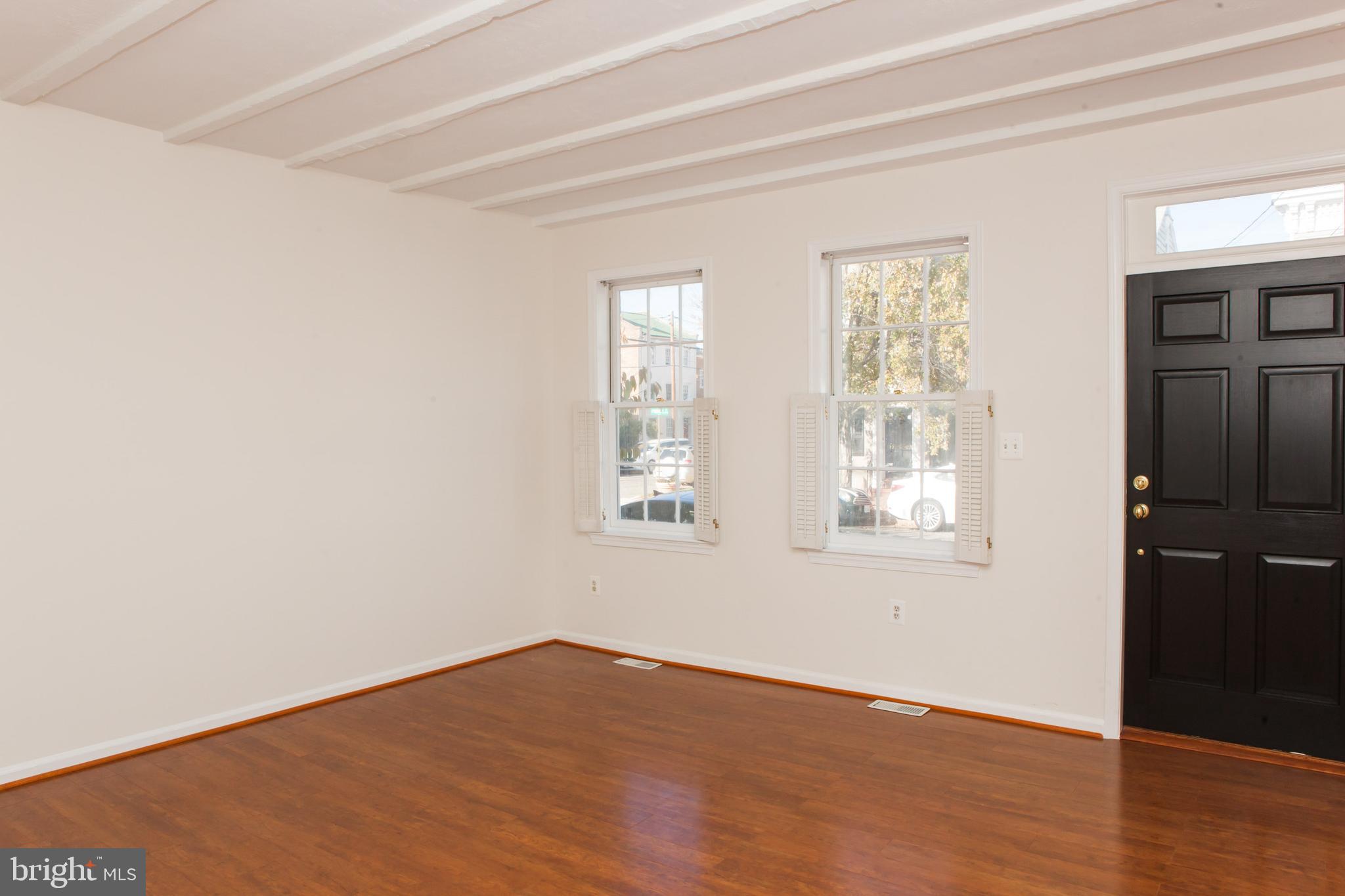 OLD TOWN ALEXANDRIA - Residential Lease