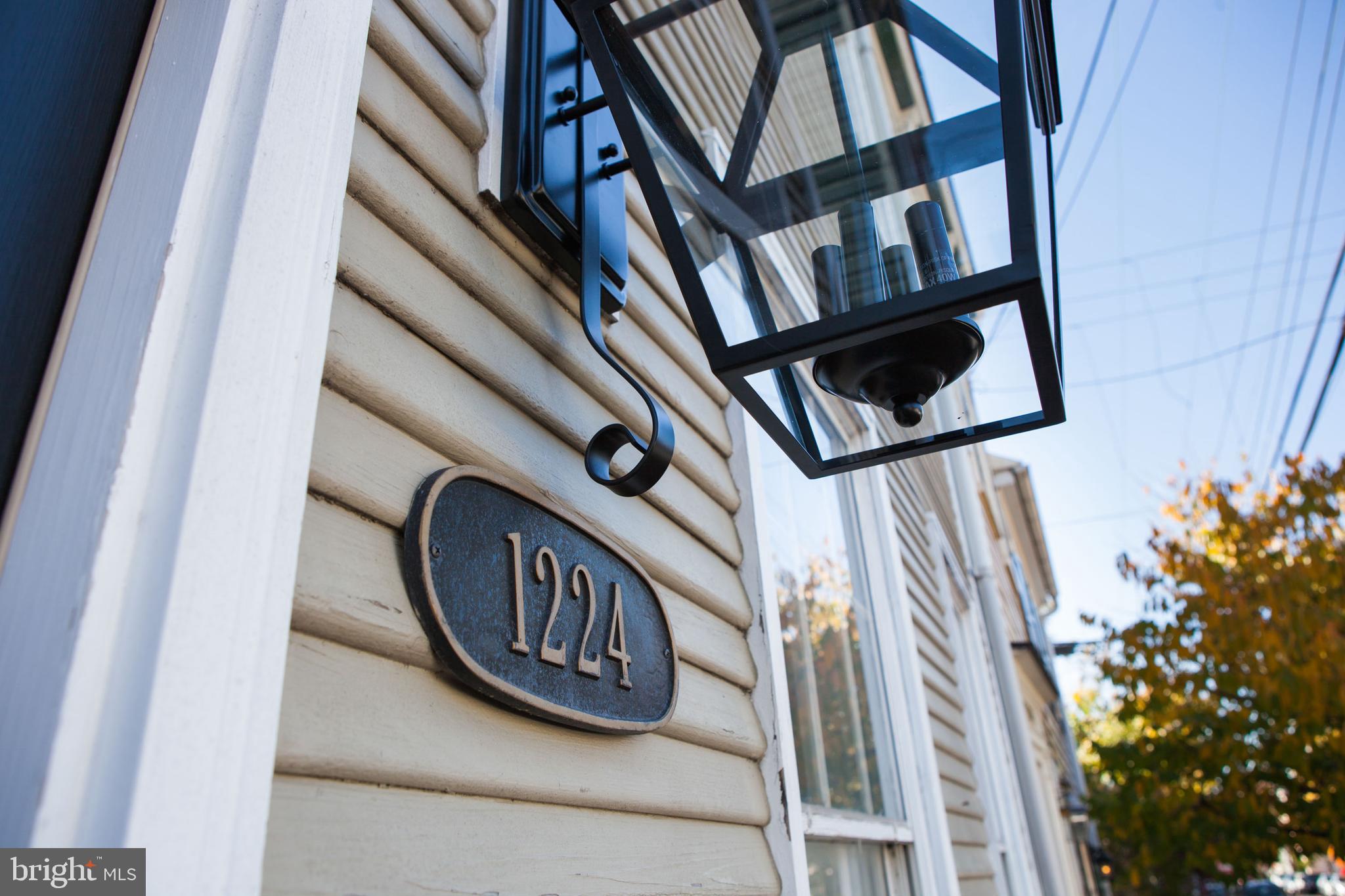 OLD TOWN ALEXANDRIA - Residential Lease