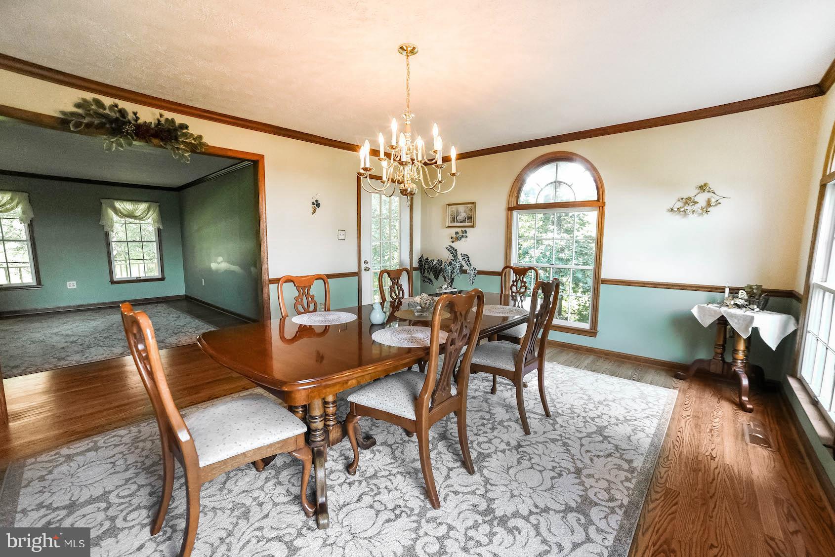 MOUNT EAGLE FARM - Residential