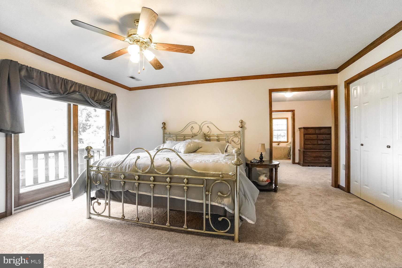 MOUNT EAGLE FARM - Residential