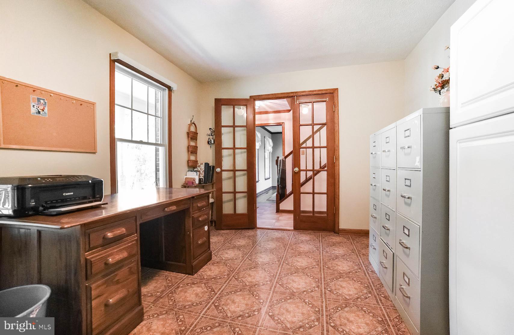 MOUNT EAGLE FARM - Residential