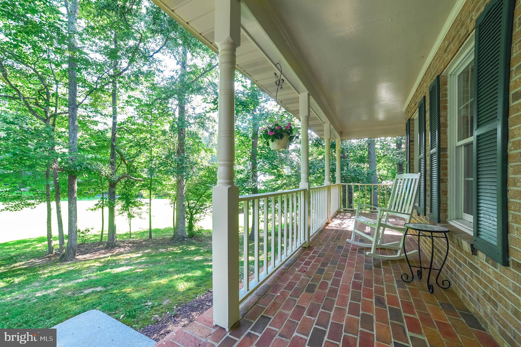 MOUNT EAGLE FARM - Residential