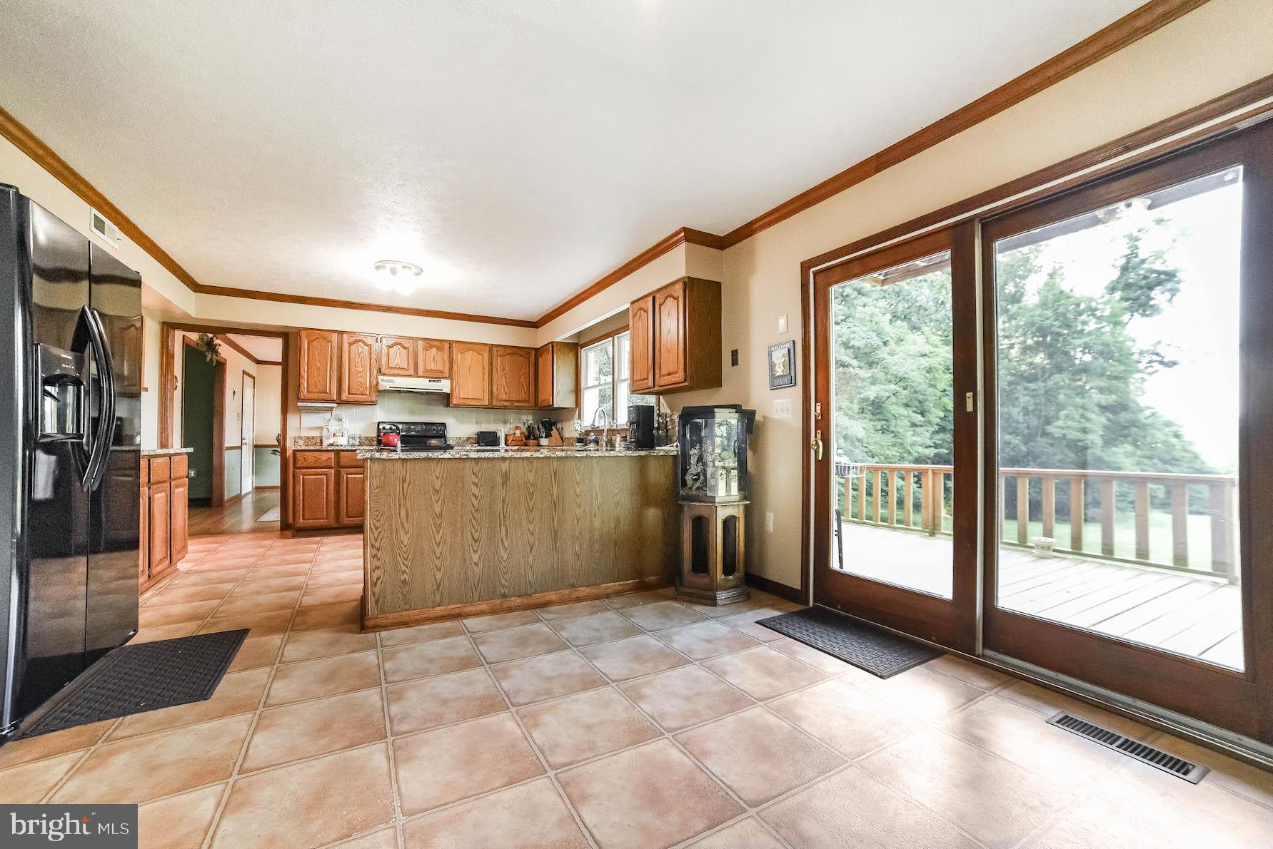 MOUNT EAGLE FARM - Residential