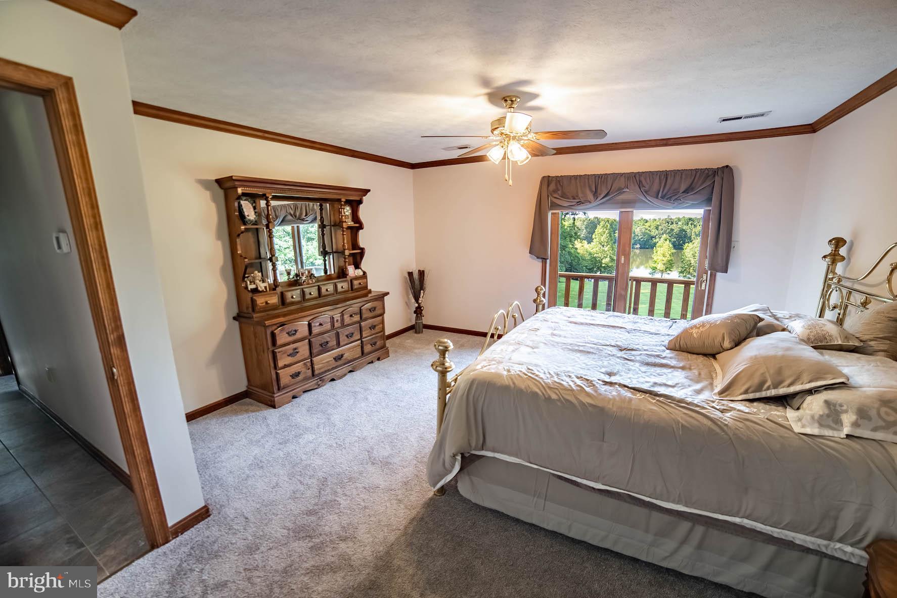 MOUNT EAGLE FARM - Residential