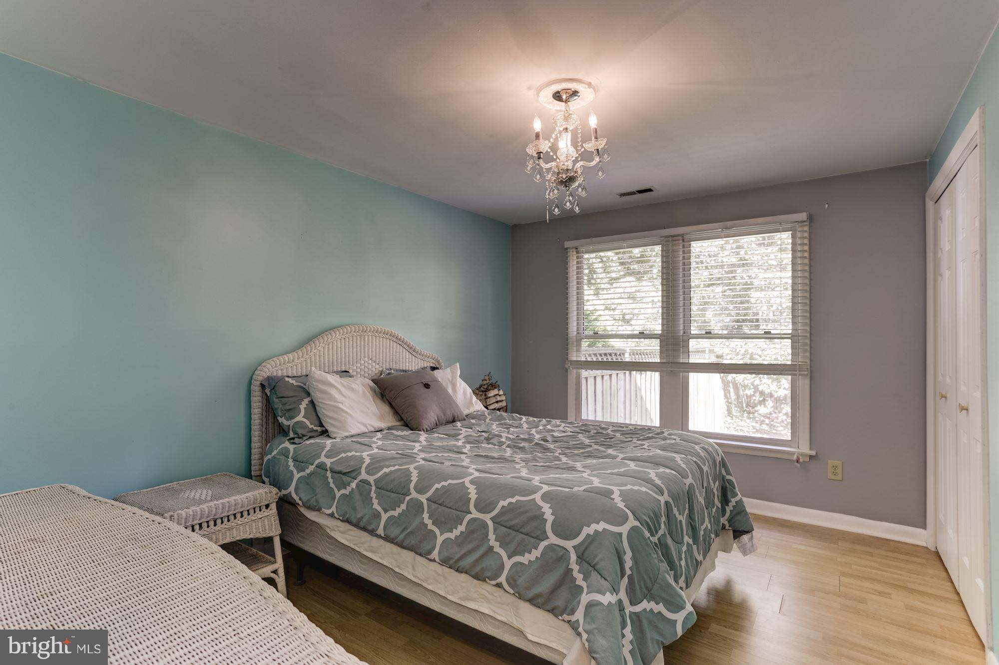 AVALON SHORES - Residential