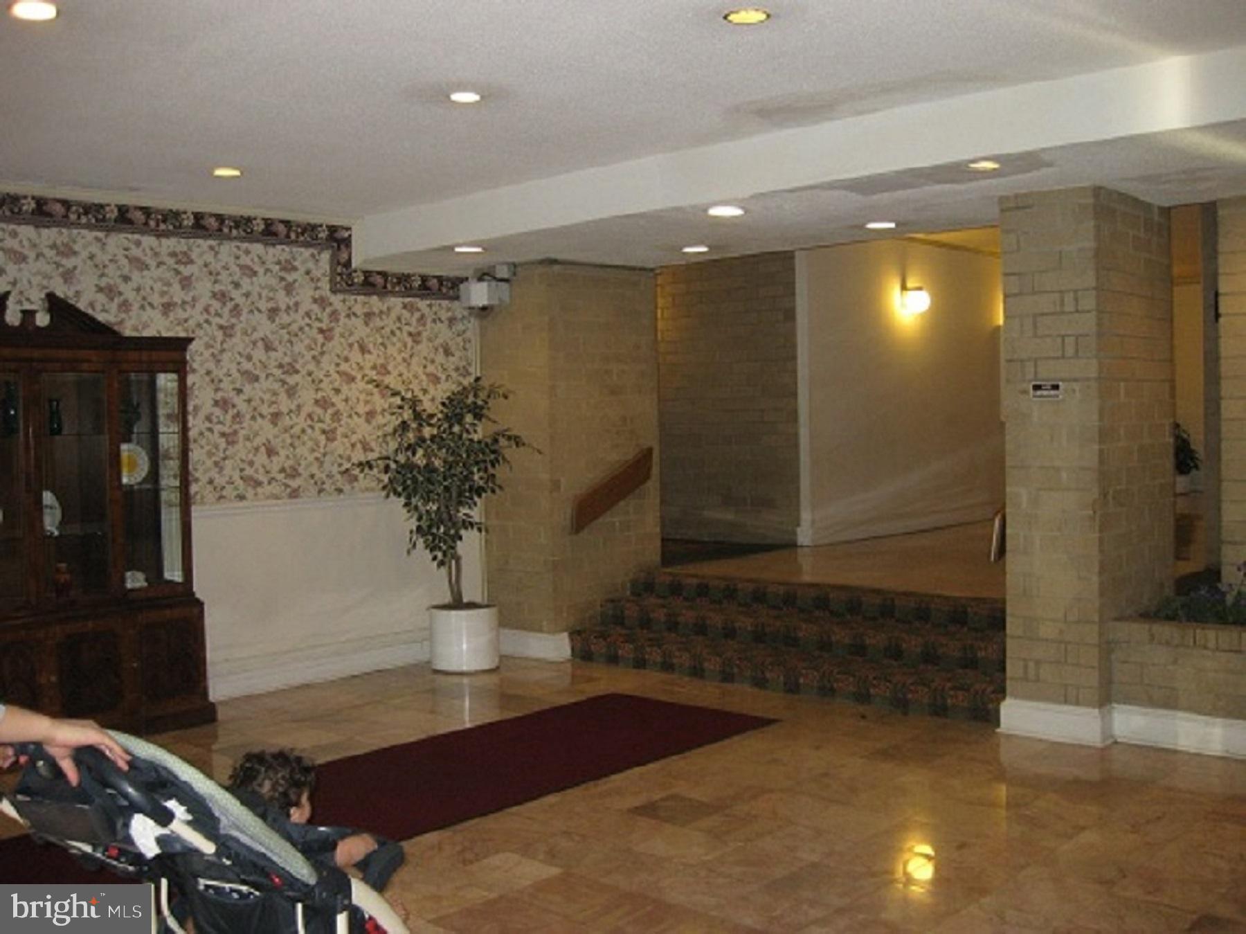 WOODLAKE TOWERS - Residential Lease