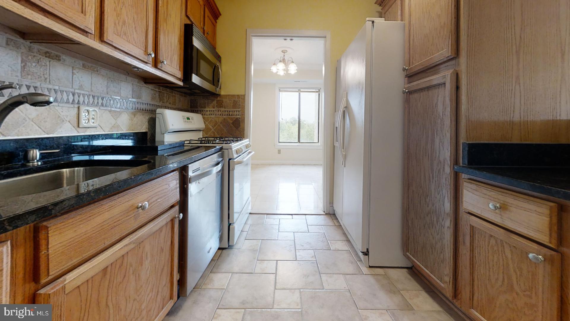 WOODLAKE TOWERS - Residential Lease