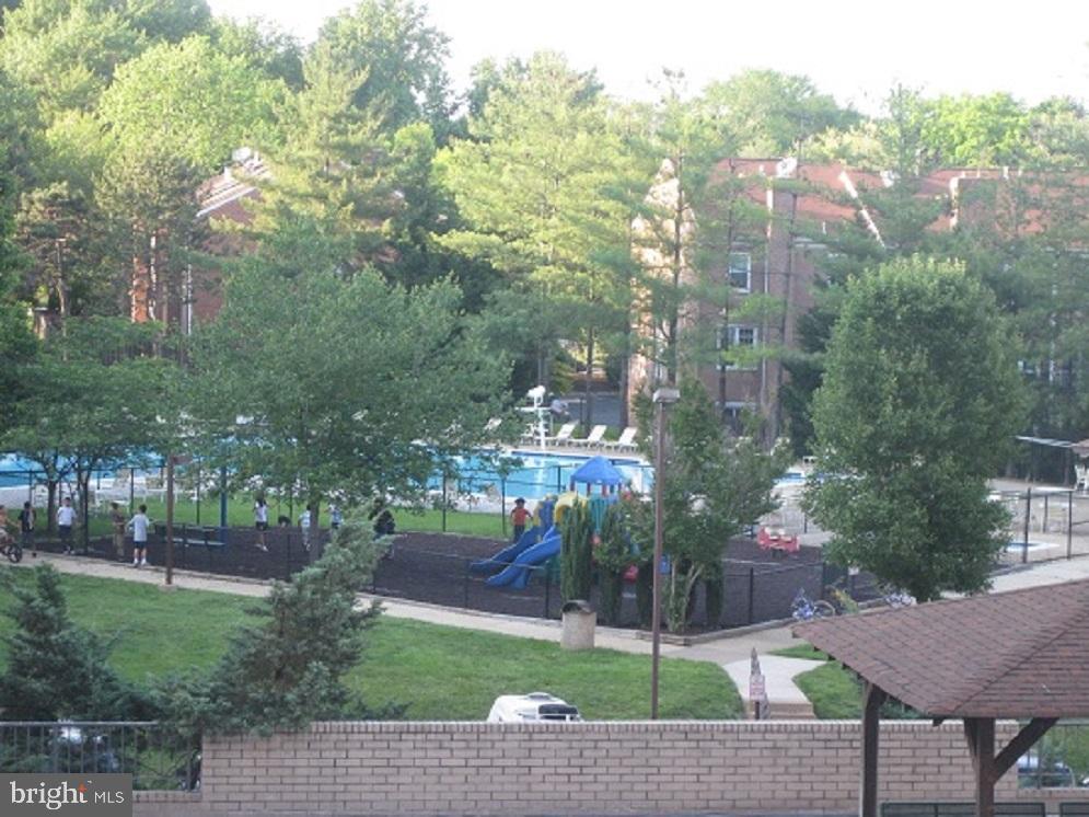 WOODLAKE TOWERS - Residential Lease