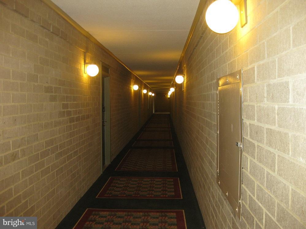 WOODLAKE TOWERS - Residential Lease