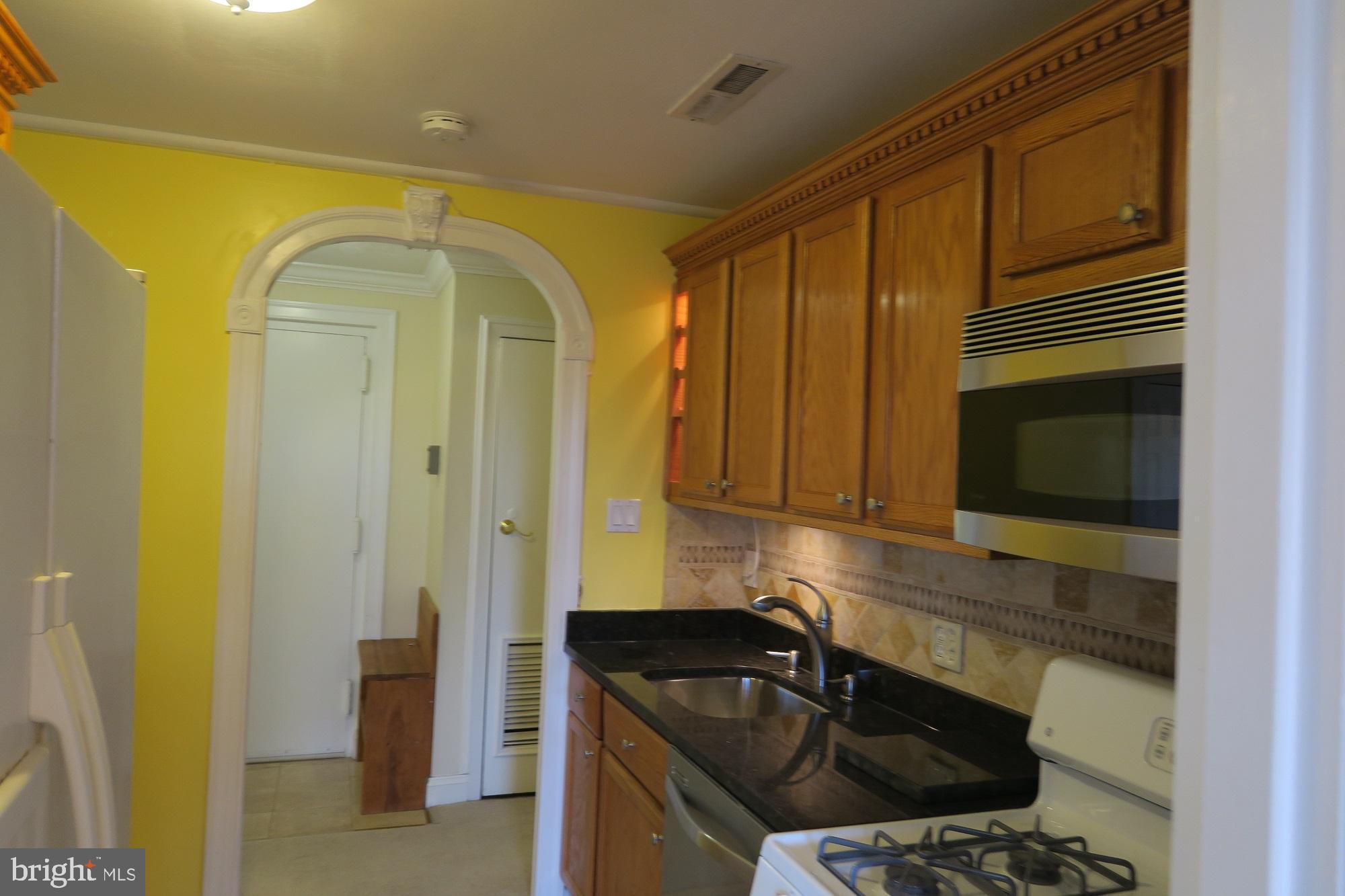 WOODLAKE TOWERS - Residential Lease