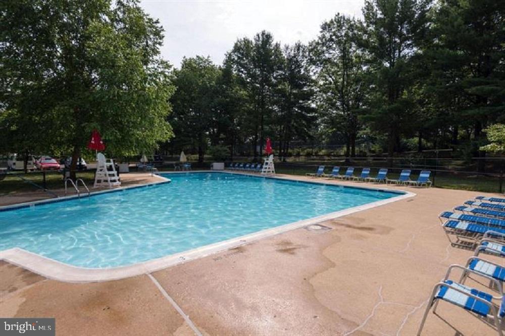 WOODLAKE TOWERS - Residential Lease