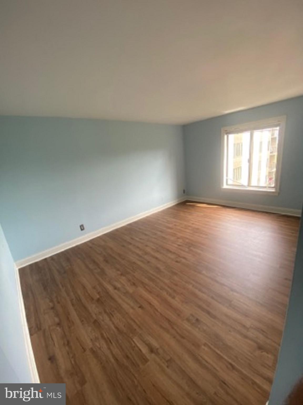 WOODLAKE TOWERS - Residential Lease