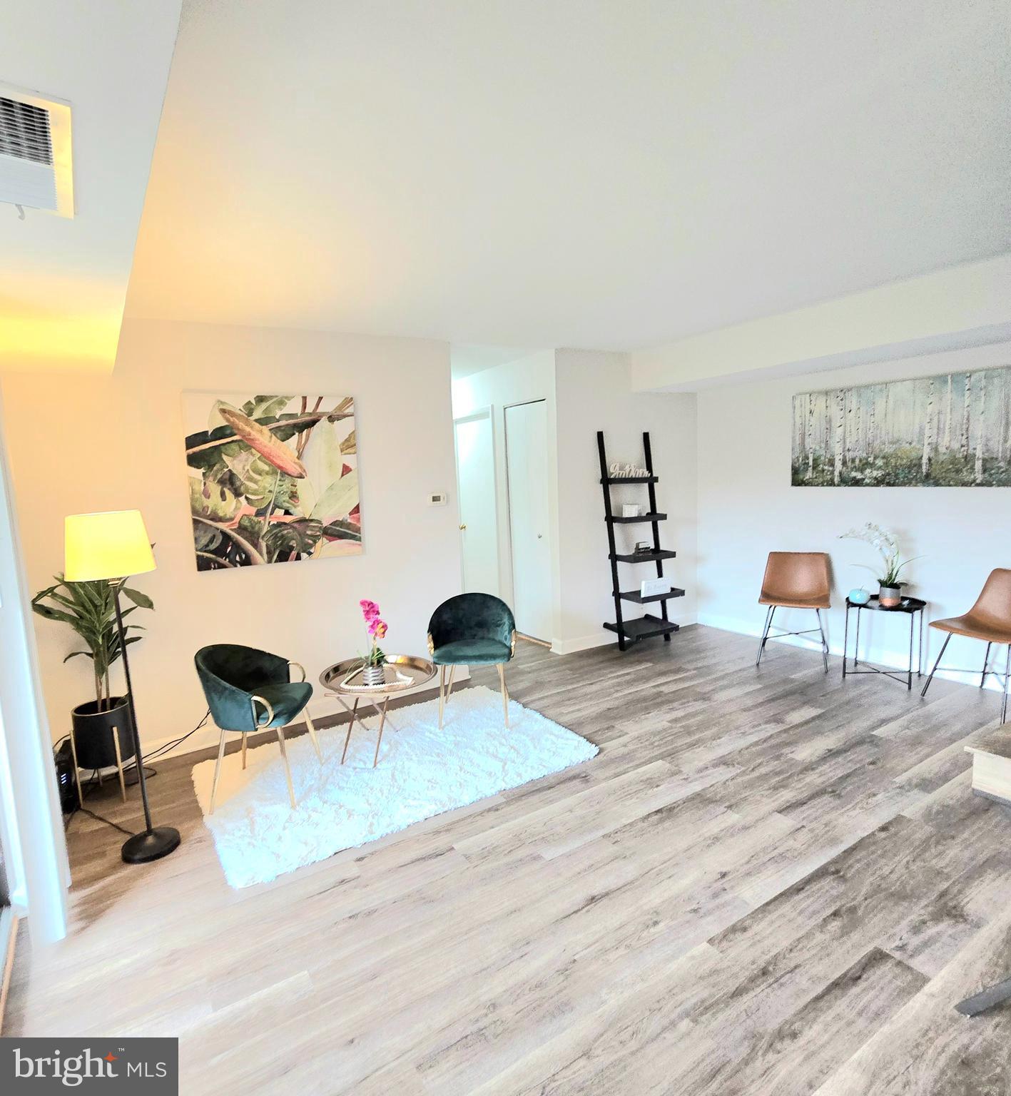 JEFFERS HILL - Residential