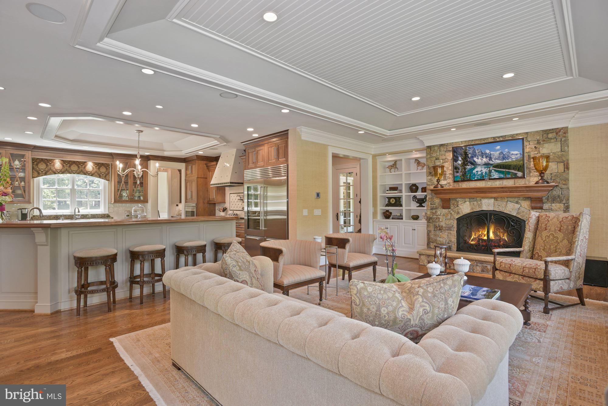 LANE AT FOUR STAIRS - Residential