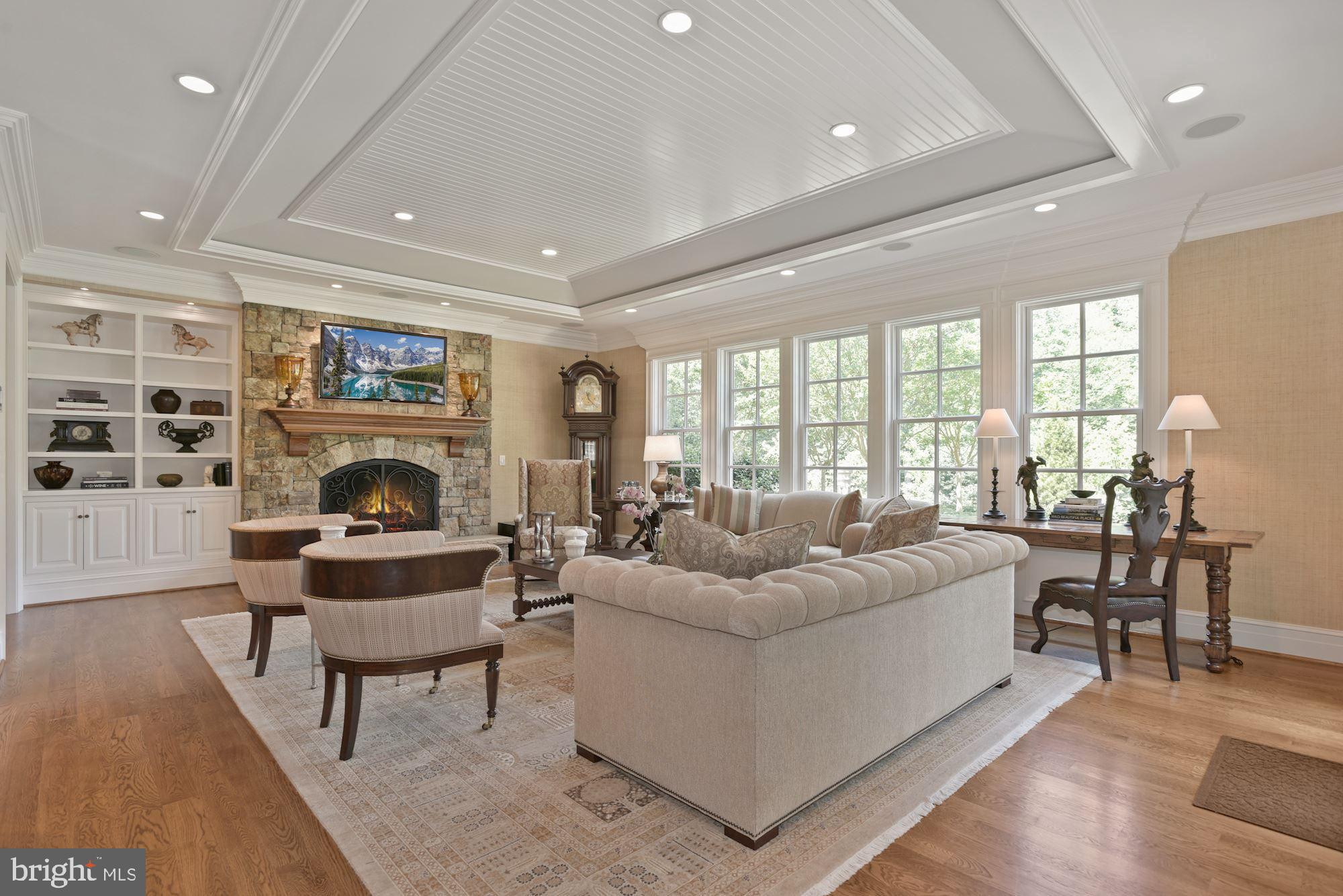 LANE AT FOUR STAIRS - Residential