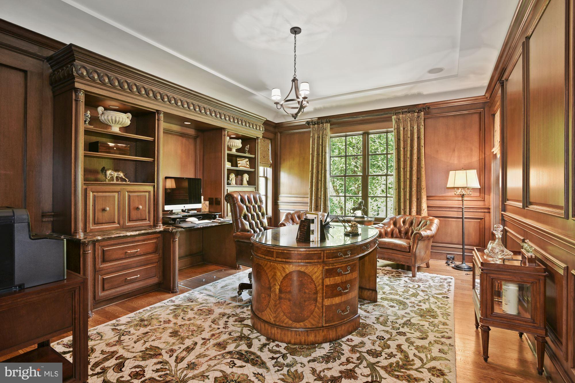 LANE AT FOUR STAIRS - Residential