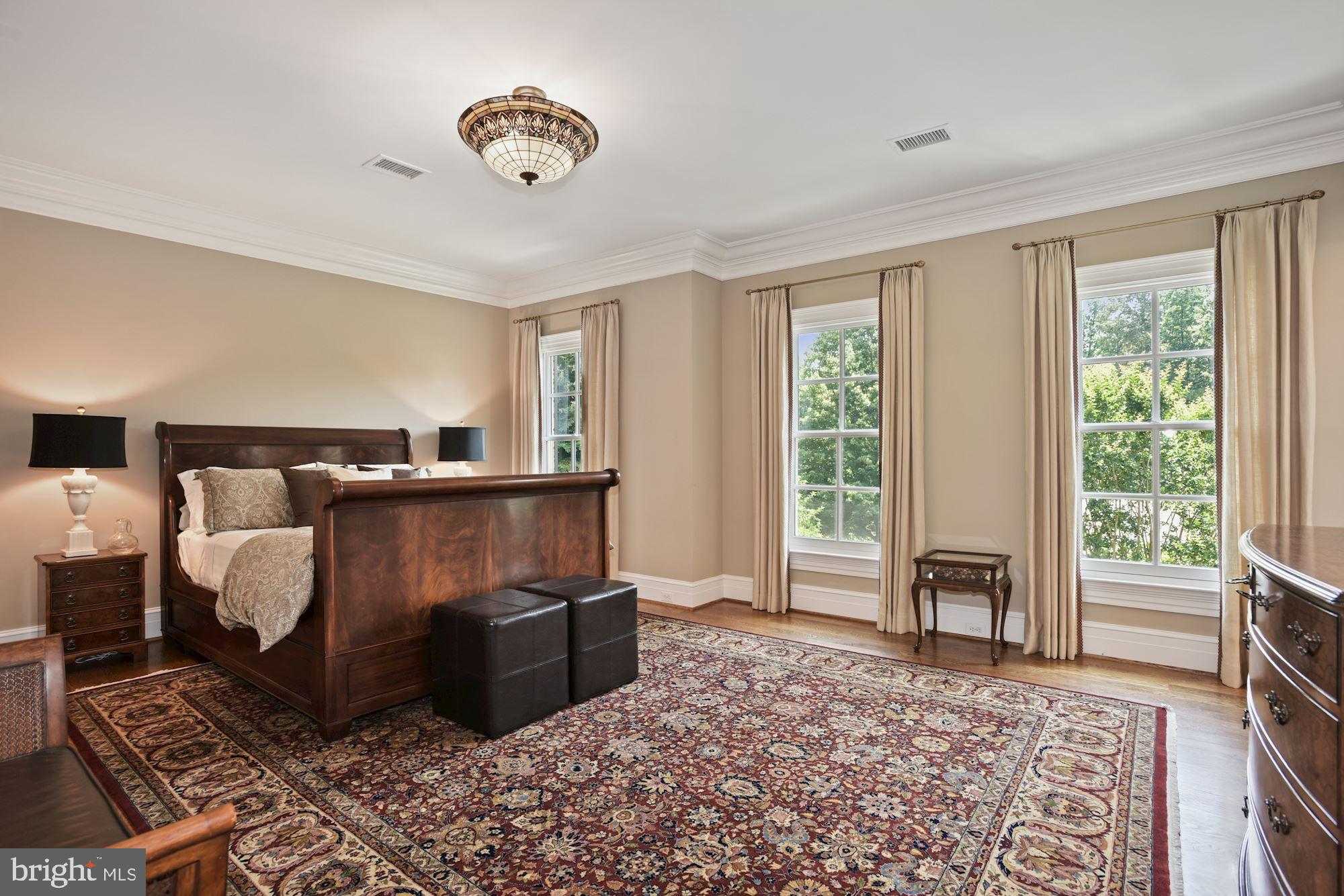 LANE AT FOUR STAIRS - Residential