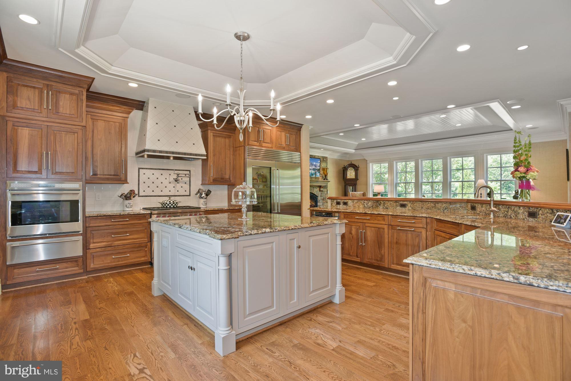 LANE AT FOUR STAIRS - Residential