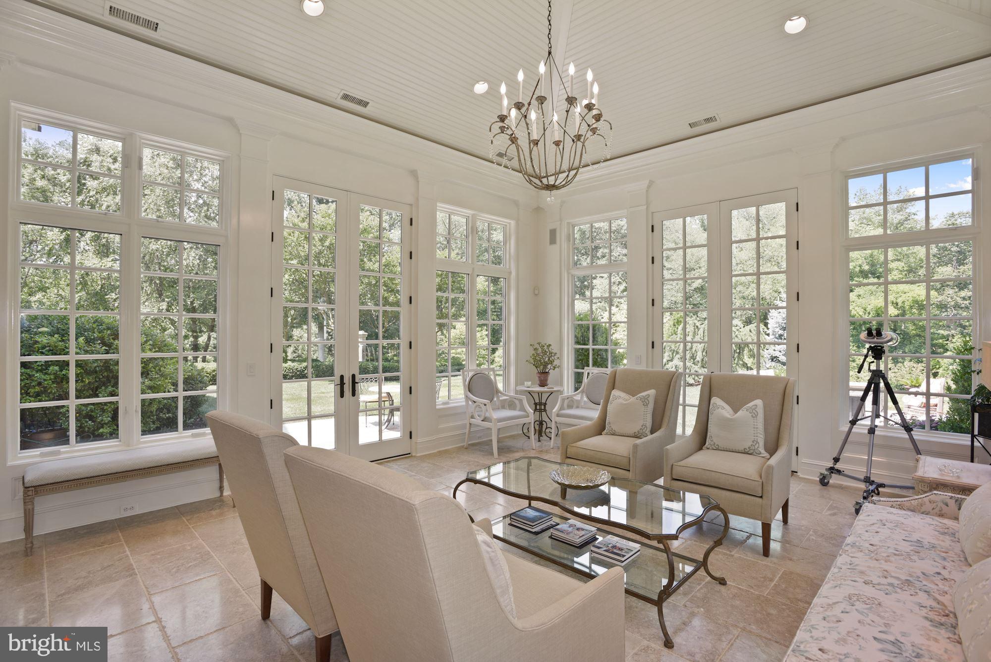 LANE AT FOUR STAIRS - Residential