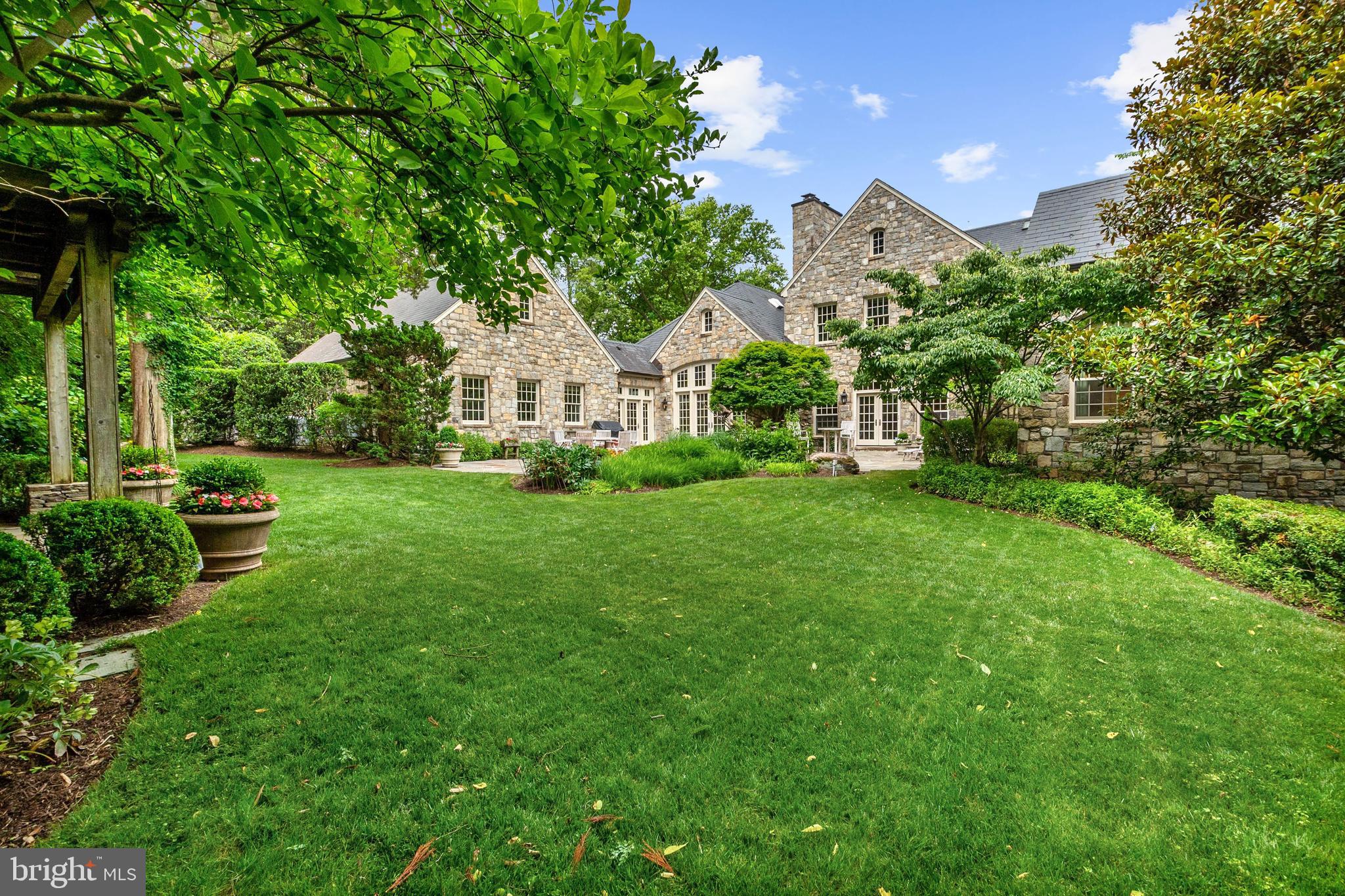 LANGLEY FARMS - Residential