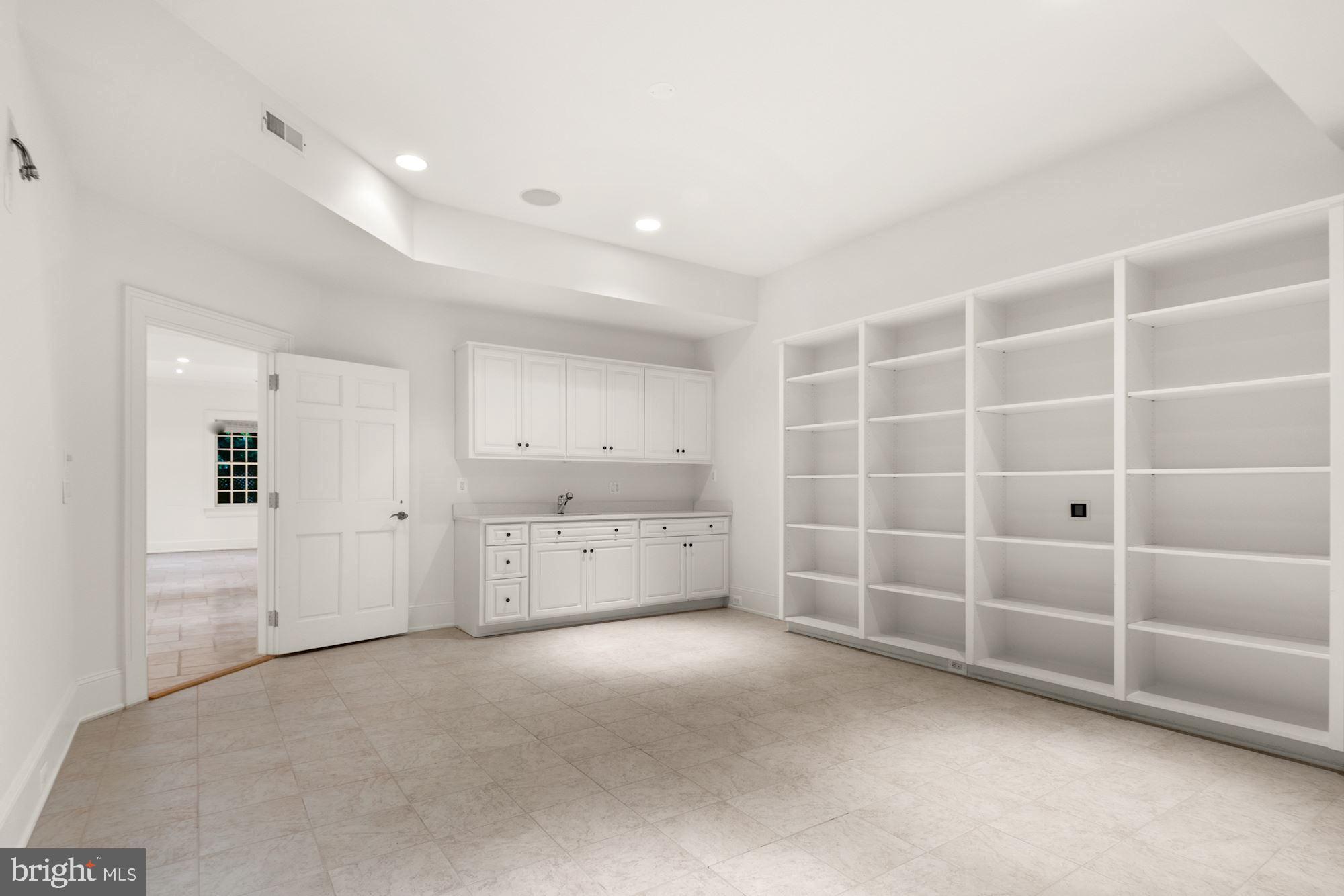 LANGLEY FARMS - Residential