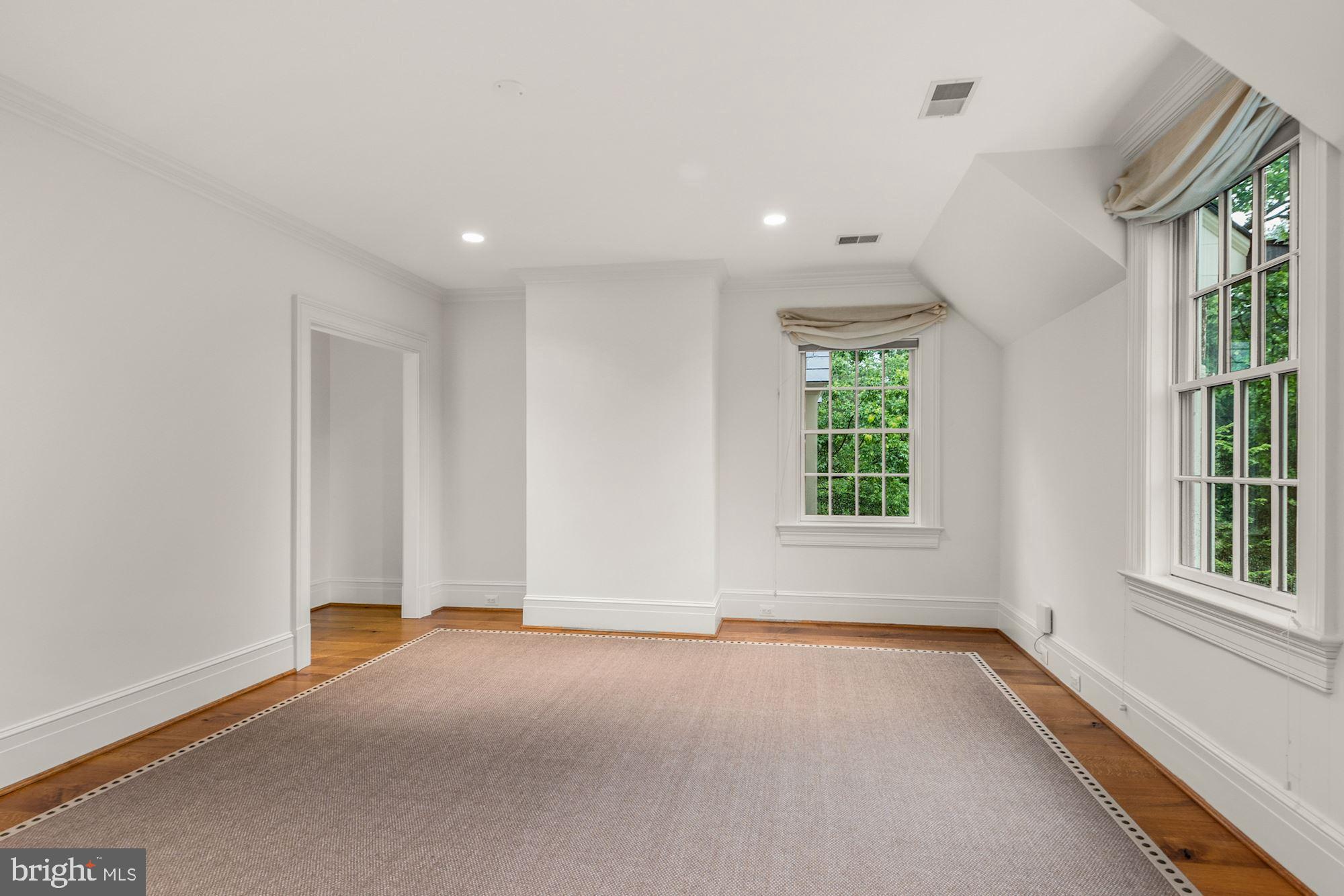 LANGLEY FARMS - Residential