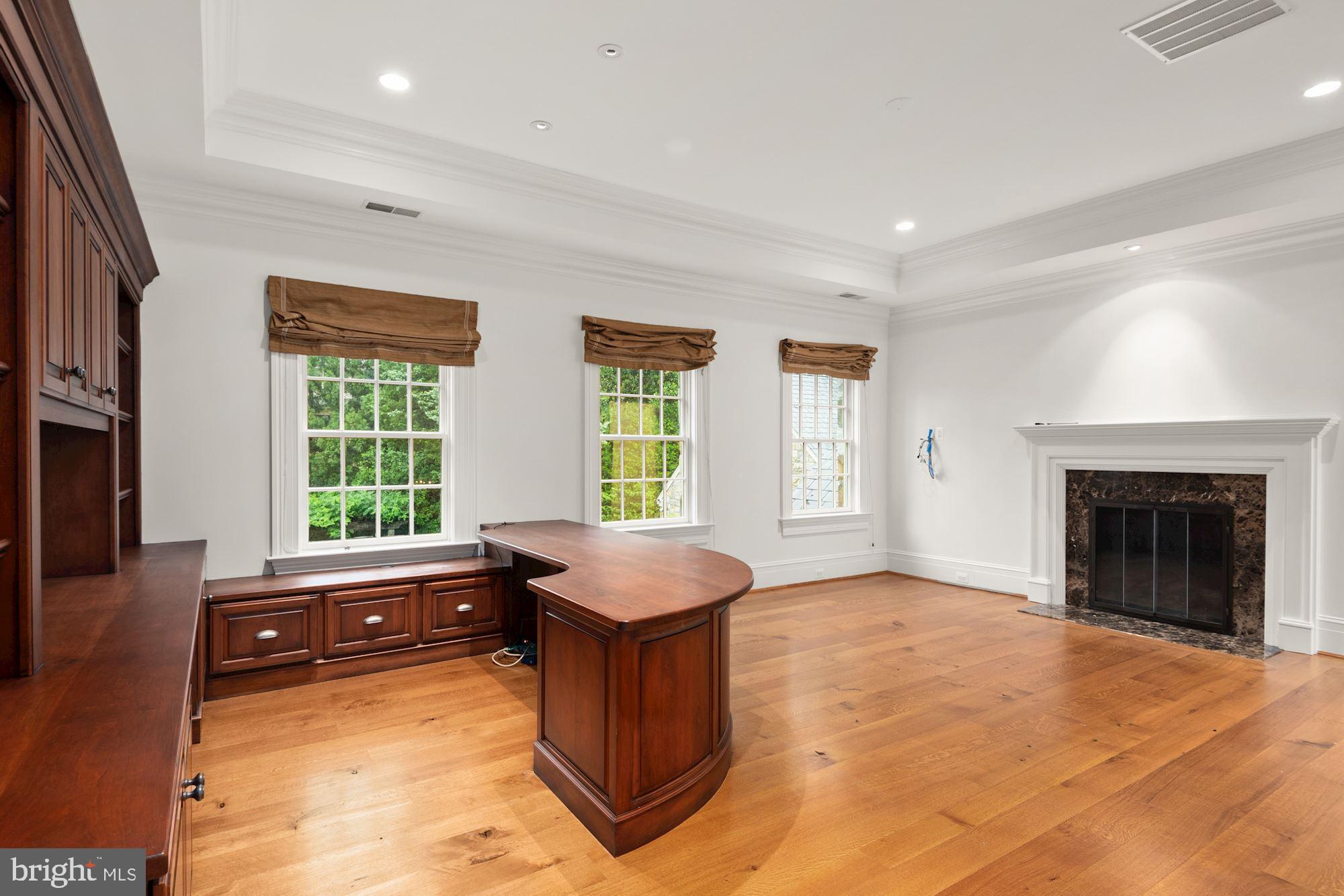 LANGLEY FARMS - Residential