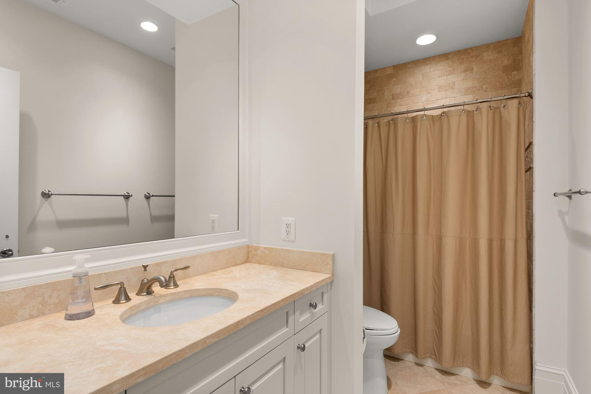 LANGLEY FARMS - Residential