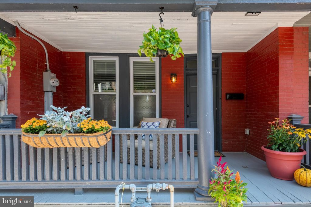 Photo of 423 Lancaster Avenue, Lancaster, PA 17603 (MLS # PALA2056768)