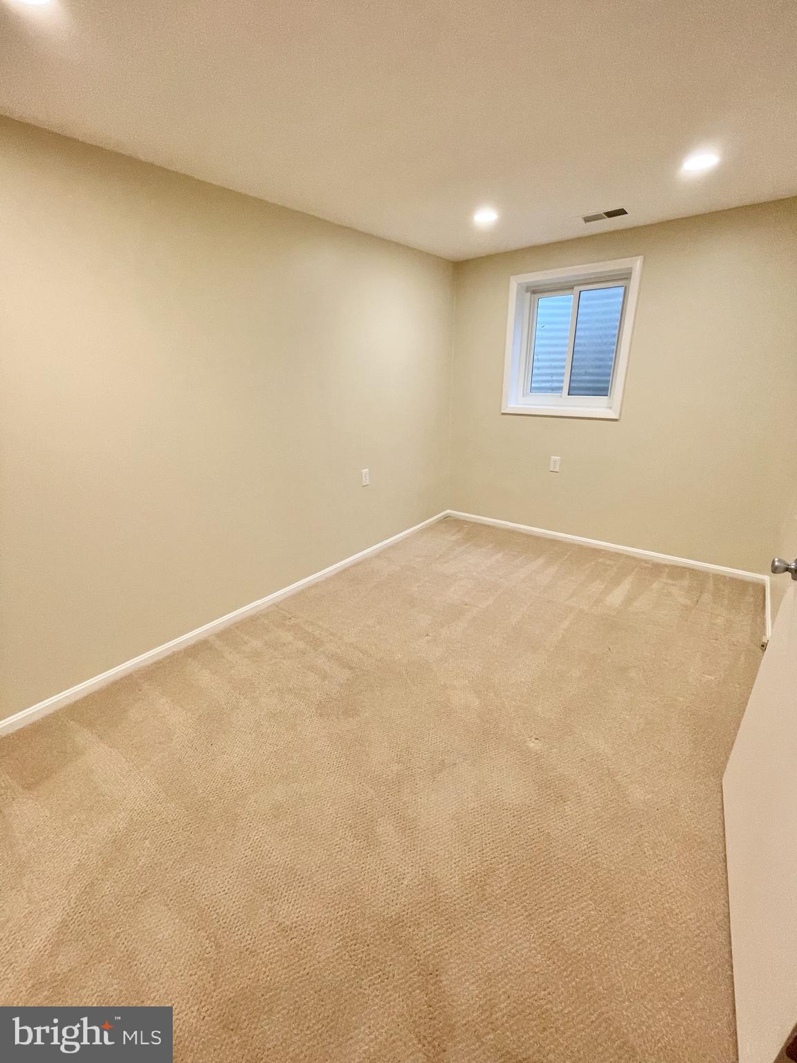 CHARLESTOWN - Residential Lease