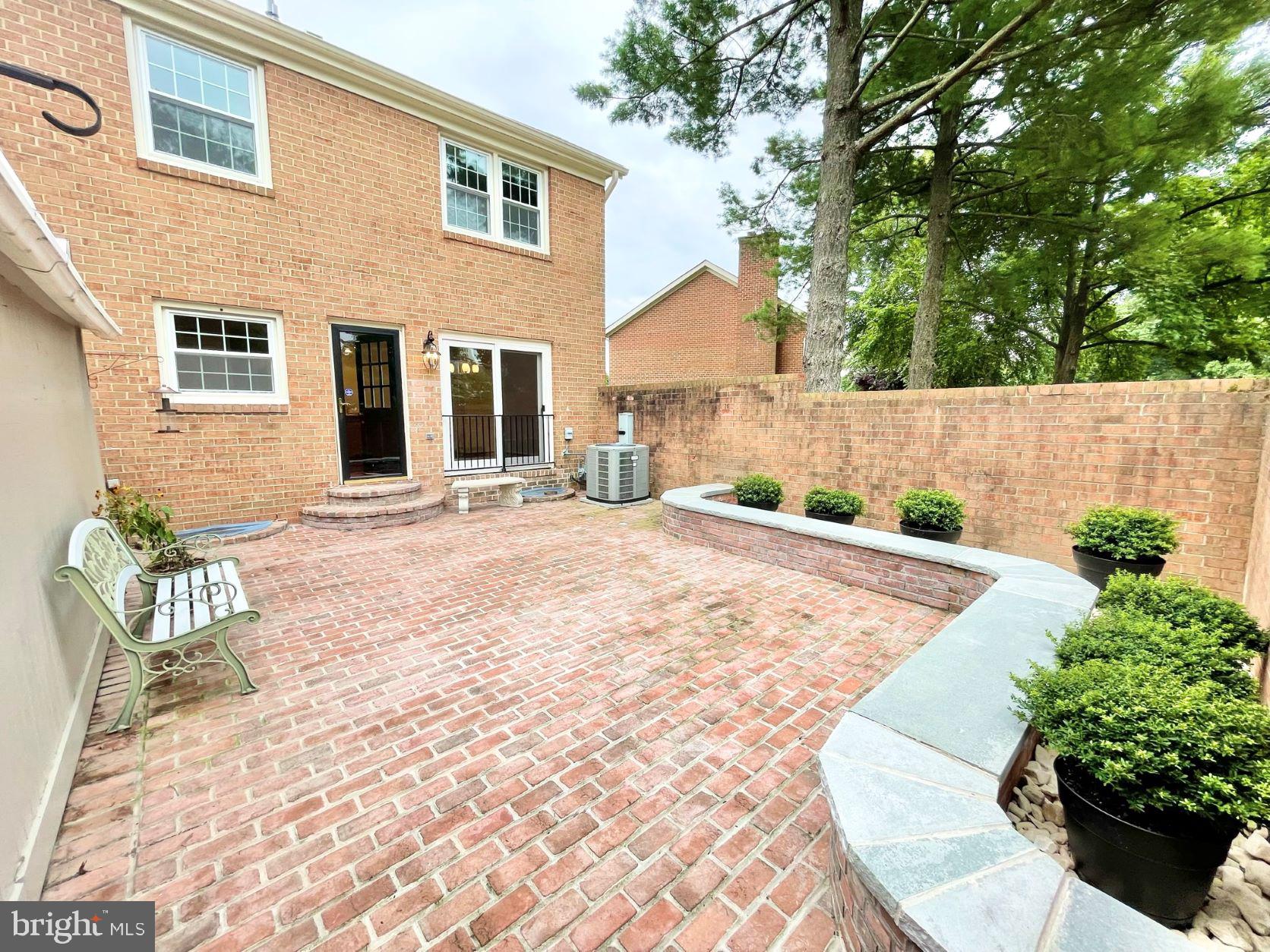 CHARLESTOWN - Residential Lease