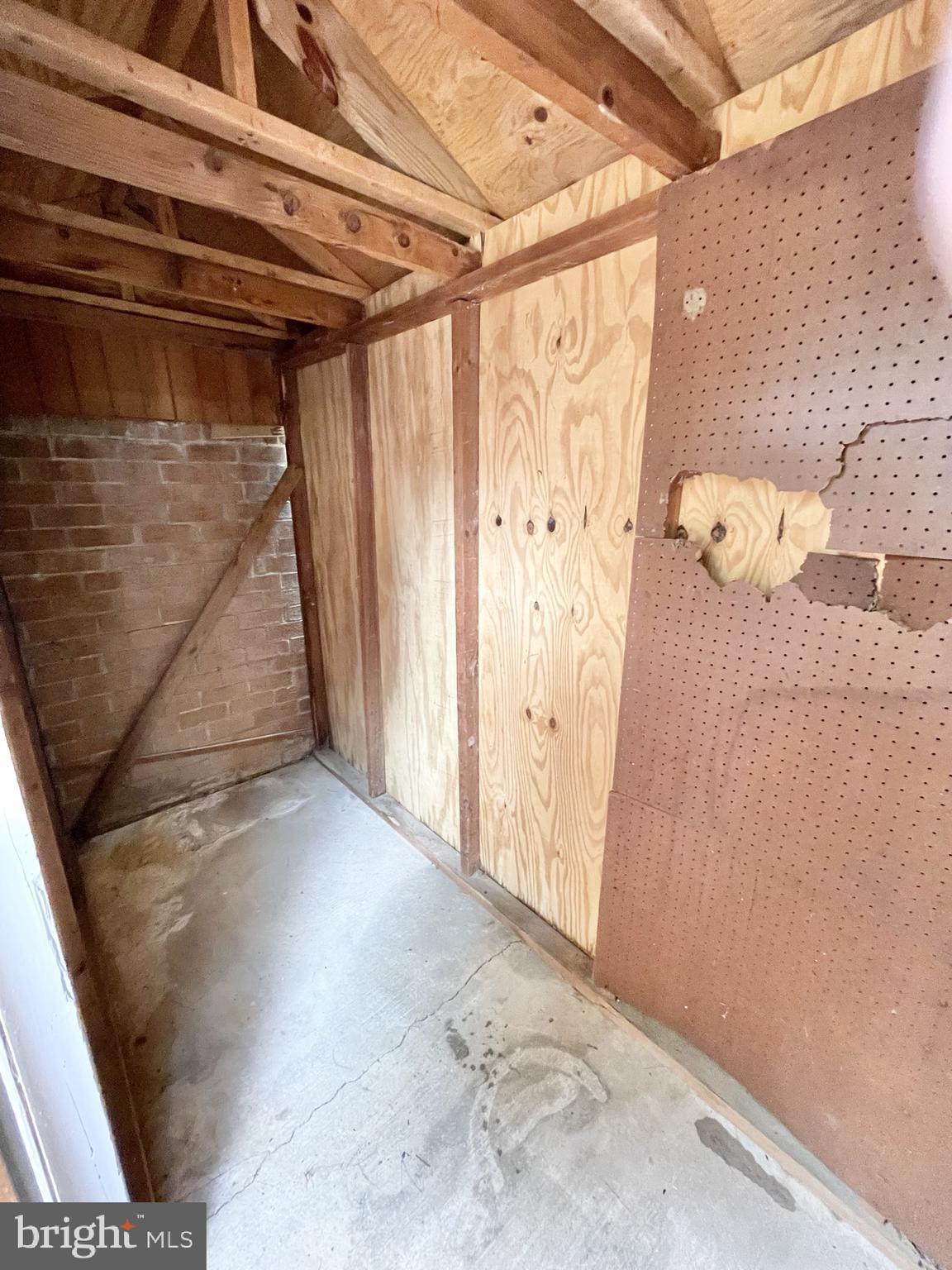 CHARLESTOWN - Residential Lease