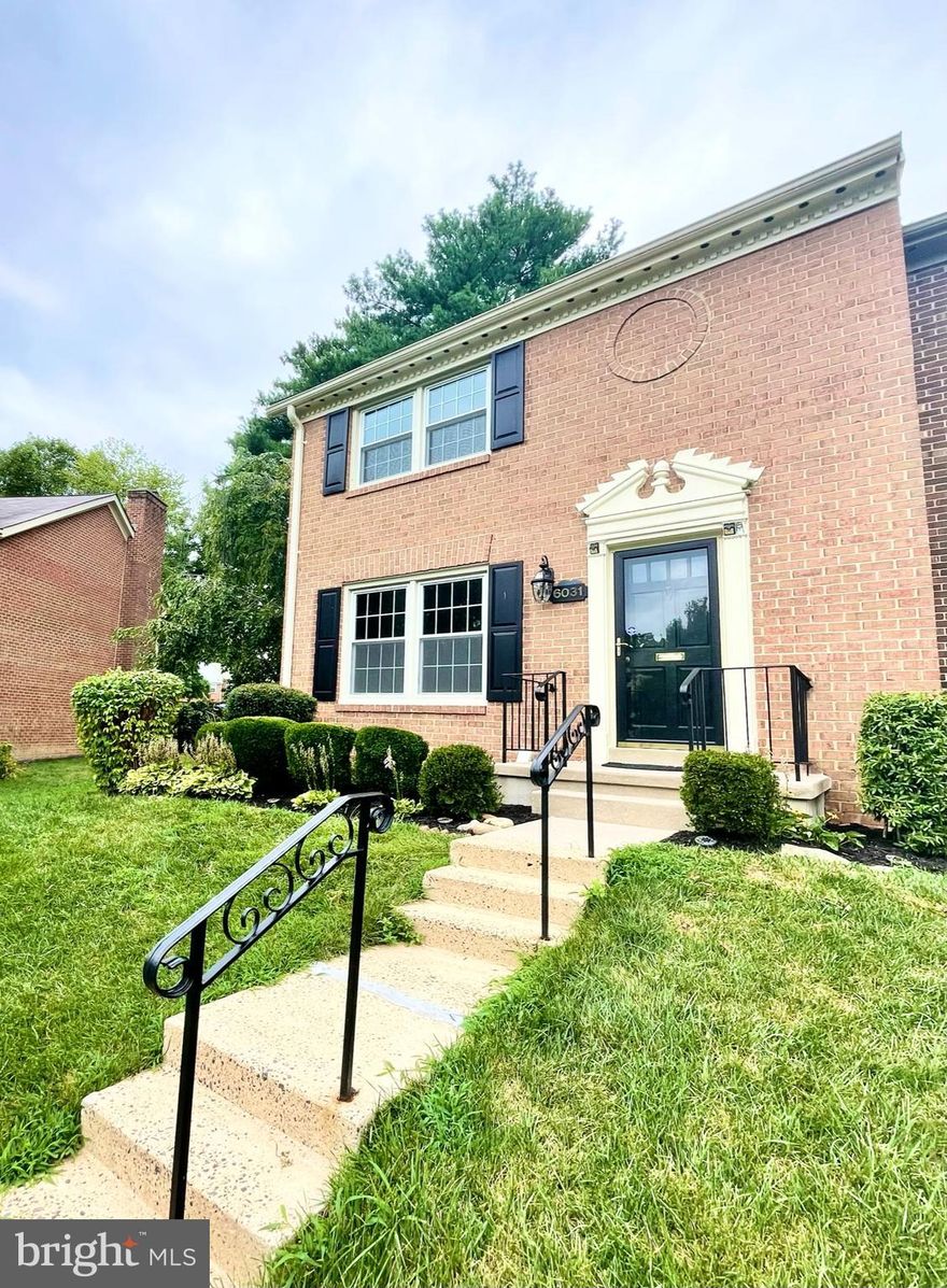 This Charlestown Charmer will not disappoint.  This graceful end-unit has all the comforts of home: a gorgeous, curved staircase, an updated kitchen, a custom bricked back patio which includes a large shed. 
You'll enjoy nearly 2500 of finished square feet in this open floor plan home.    The kitchen opens to a massive dining room, perfect for entertaining the whole gang.  This updated and sunny home has a stunning brick patio which includes custom planters perfect for adding a touch of color with flowers or growing vegetables!  The three bedrooms on the upper level have plenty of closet space as well as two updated full bathrooms.   In the lower level you’ll find an additional full bathroom and bedroom along with a rec room and a massive storage area.   The property has been freshly painted and has upgrades abound. This neighborhood is as good as it gets! Located a mile from VRE, 10 minutes from the Franconia Metro, and close to several major linkages, you couldn't ask for a more convenient location. Two assigned spaces in the back. All parking in the front is common. The beauty of Charlestown is that it's tucked away near Lake Accotink, so you can take a walk in the woods after work, while still enjoying all the conveniences of town. Don't delay!