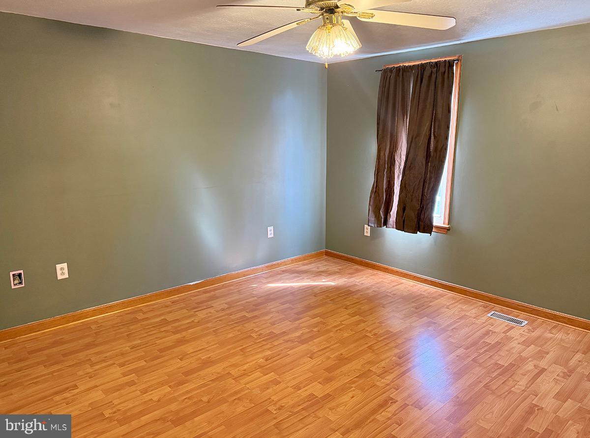 NEWPORT - Residential