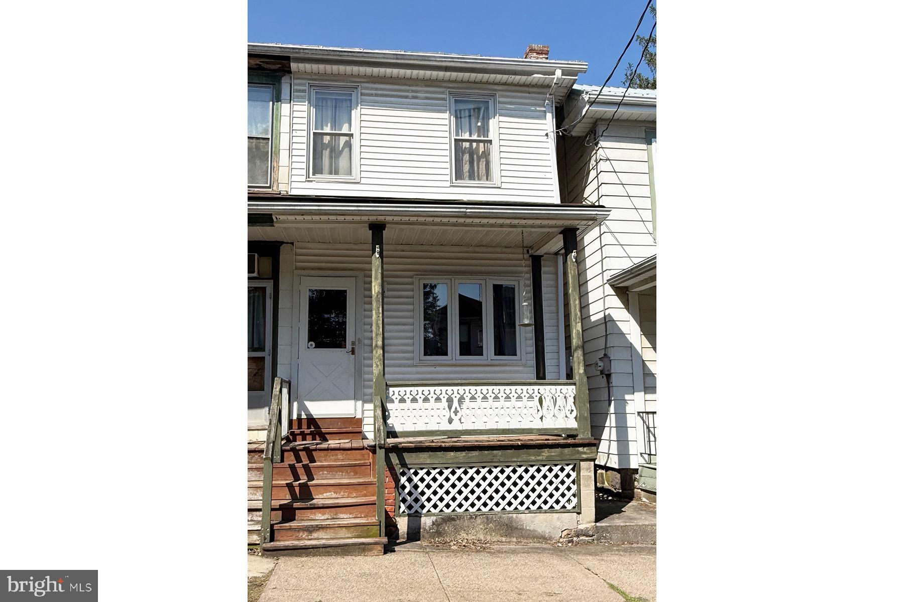 NEWPORT - Residential
