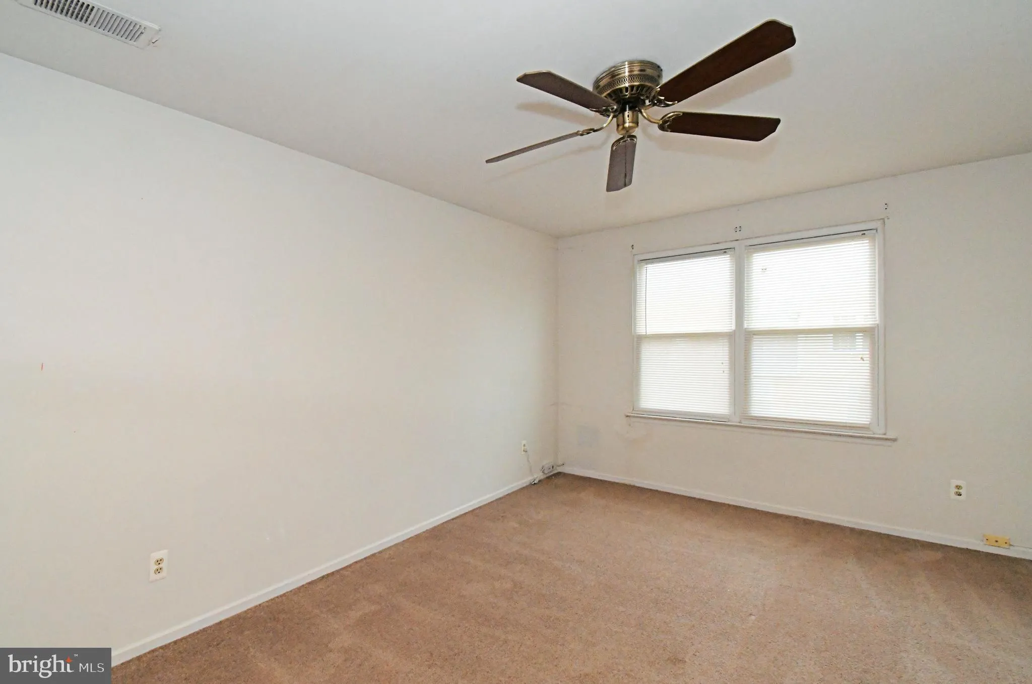 Yardley, Pennsylvania 19067, United States, 2 Bedrooms Bedrooms, ,2 BathroomsBathrooms,Residential,Active,256875