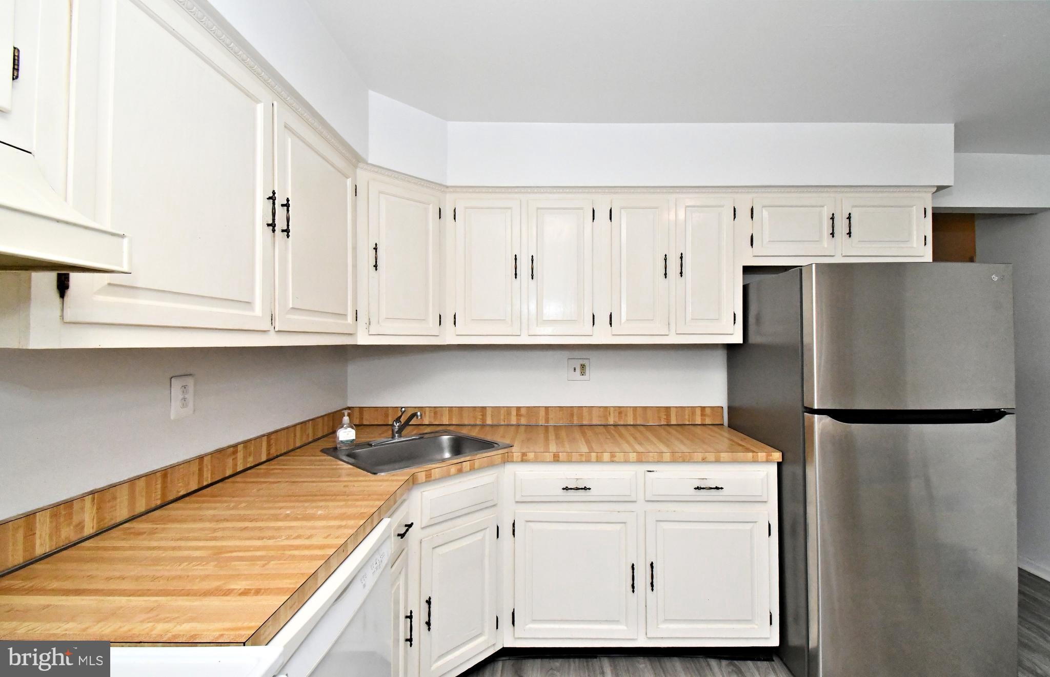 HEACOCK MDWS - Residential Lease