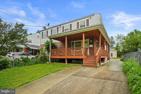 Photo of 12030 Valleywood Drive, SILVER SPRING, MD 20902 (MLS # MDMC2241684)