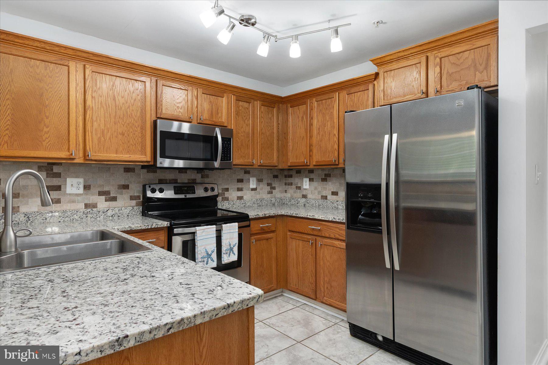 TIDEWATER COLONY - Residential