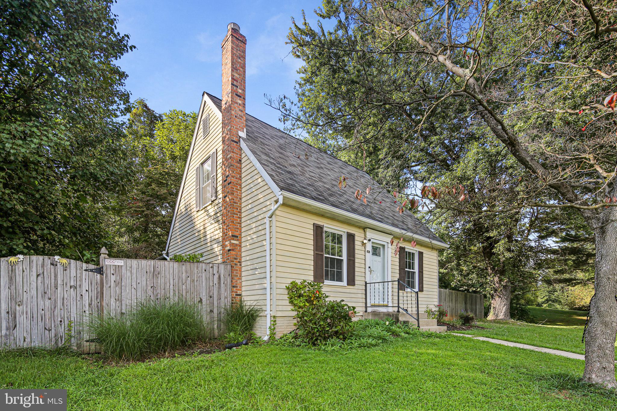902 BLACK SPRUCE LANE