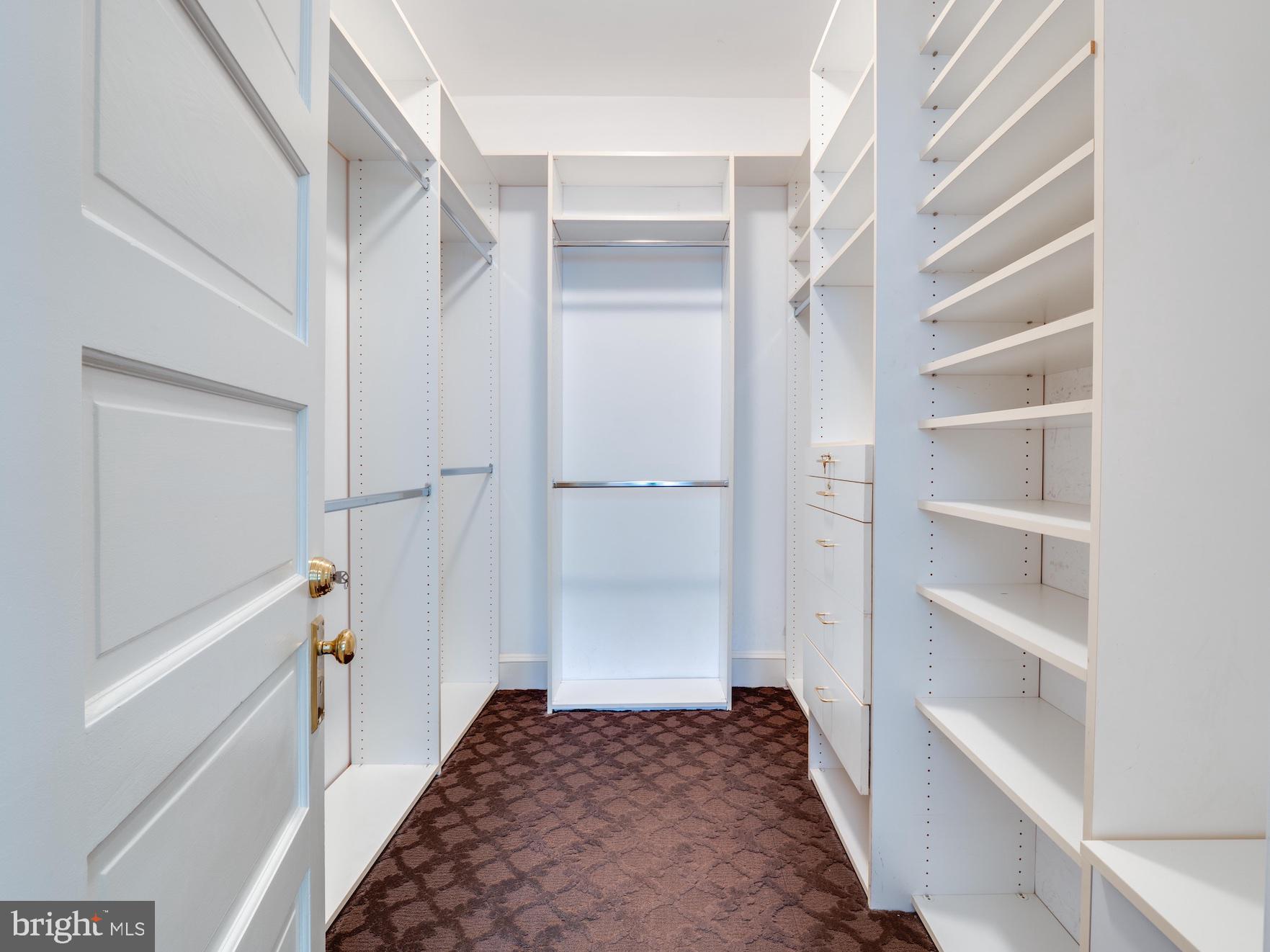 CAPITOL HILL - Residential