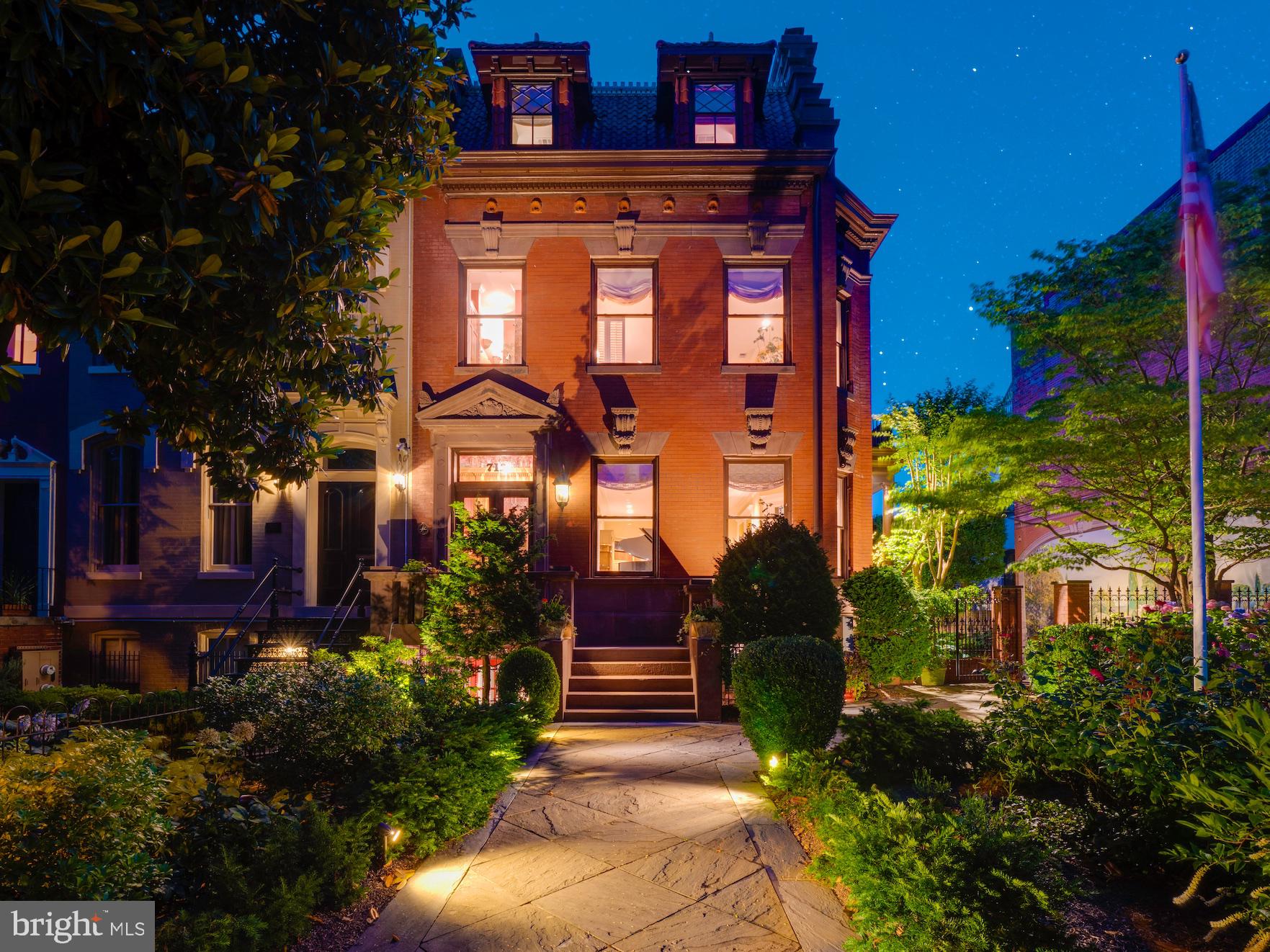 CAPITOL HILL - Residential